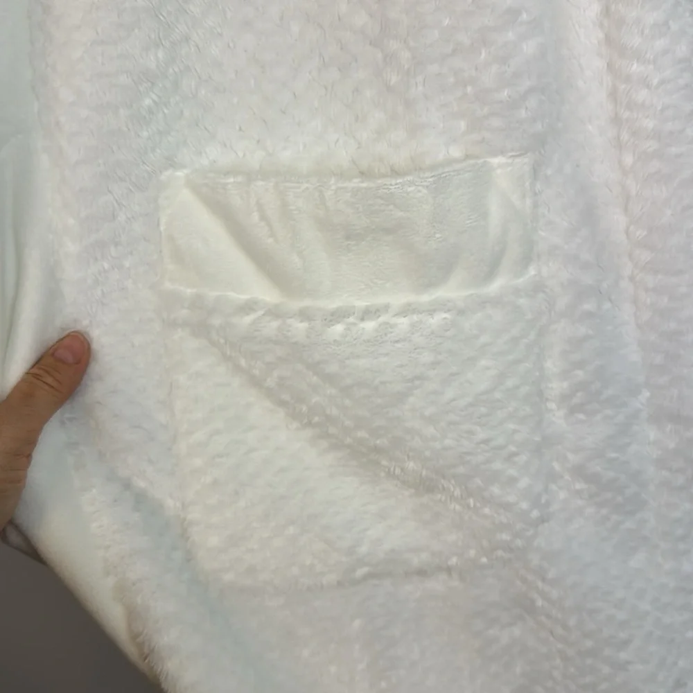 NEW Keiki Co. Luxury Long Spa Robe SM White Plush Kimono Style Bathrobe USA Made - Picture 9 of 16